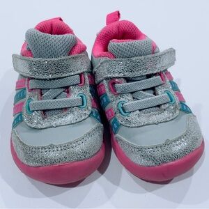 Baby girl shoes size 3 Garanimals pink sparkle
